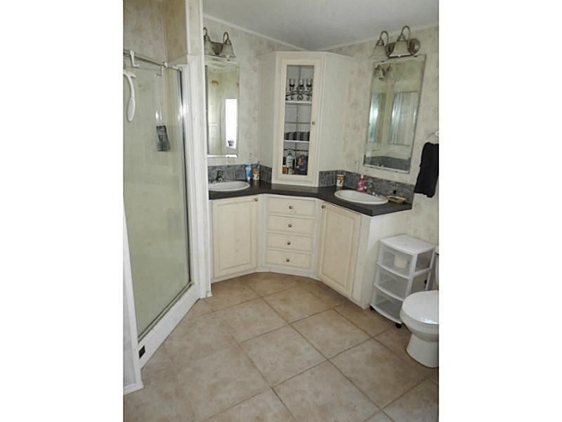 RAVENSWOOD ESTATES & MARI - Residential