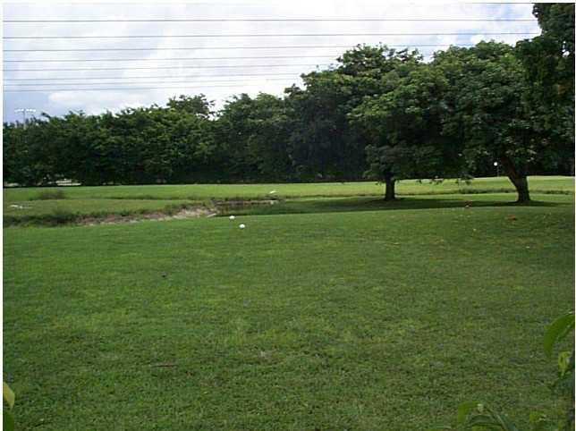 RAVENSWOOD ESTATES & MARI - Residential