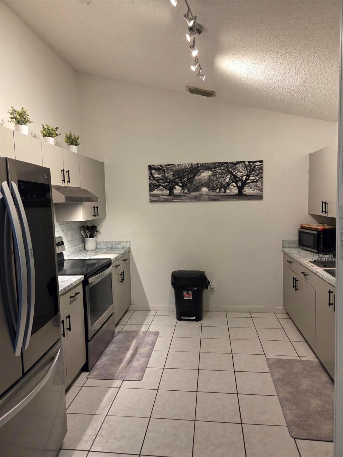 946 Julia Heights Drive