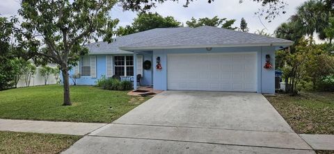 946 Julia Heights Drive Lantana FL 33462