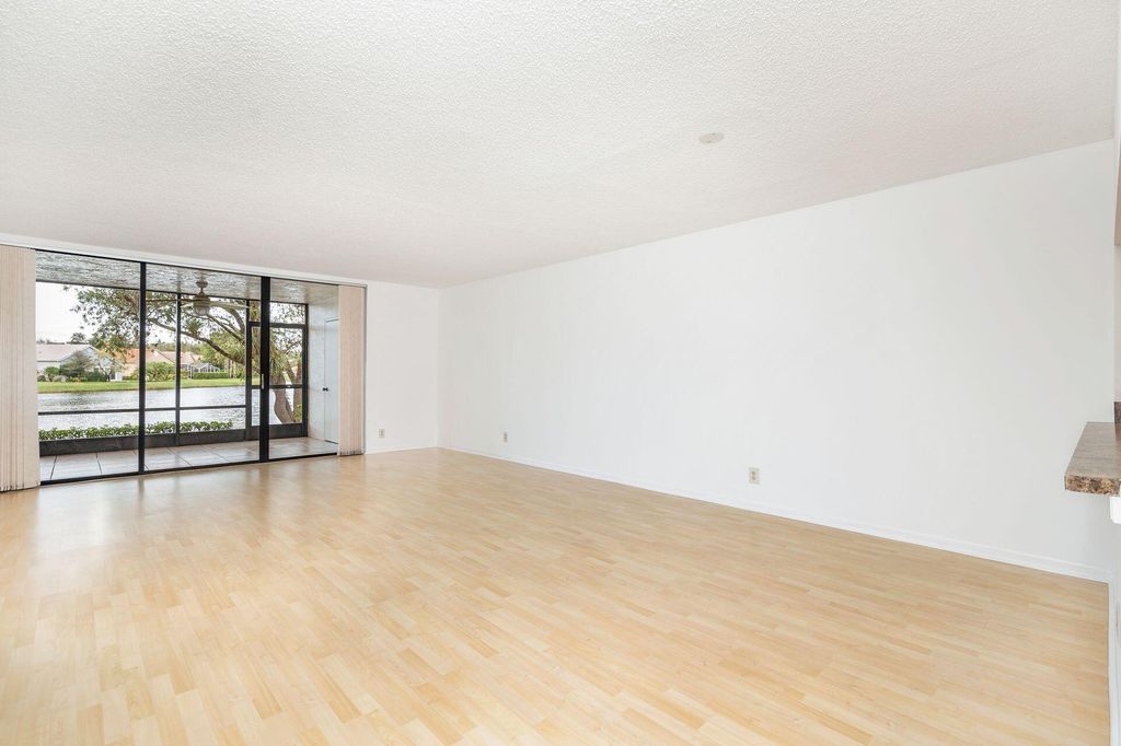 Photo of 6944 Briarlake Circle #105, West Palm Beach, FL 33418 (MLS # R10947244)