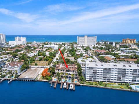 Photo of 449 NE 19th Avenue, Deerfield Beach, FL 33441 (MLS # B26045440)