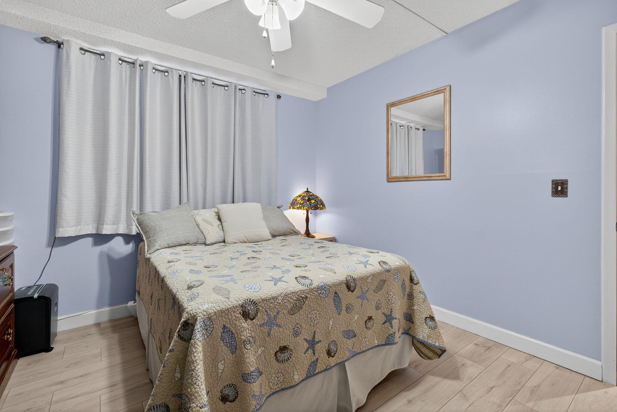 PARADISE HARBOUR CONDO - Residential