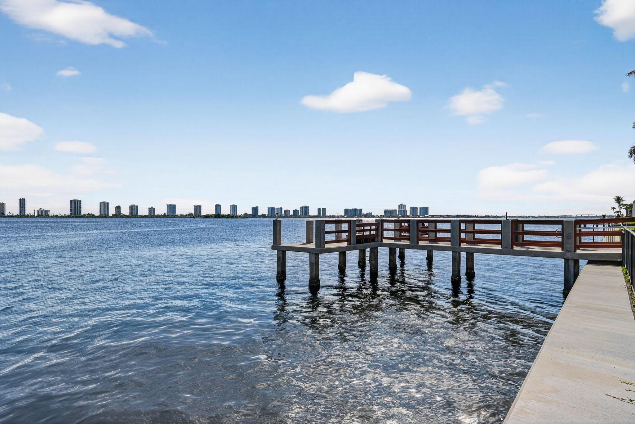 PARADISE HARBOUR CONDO - Residential