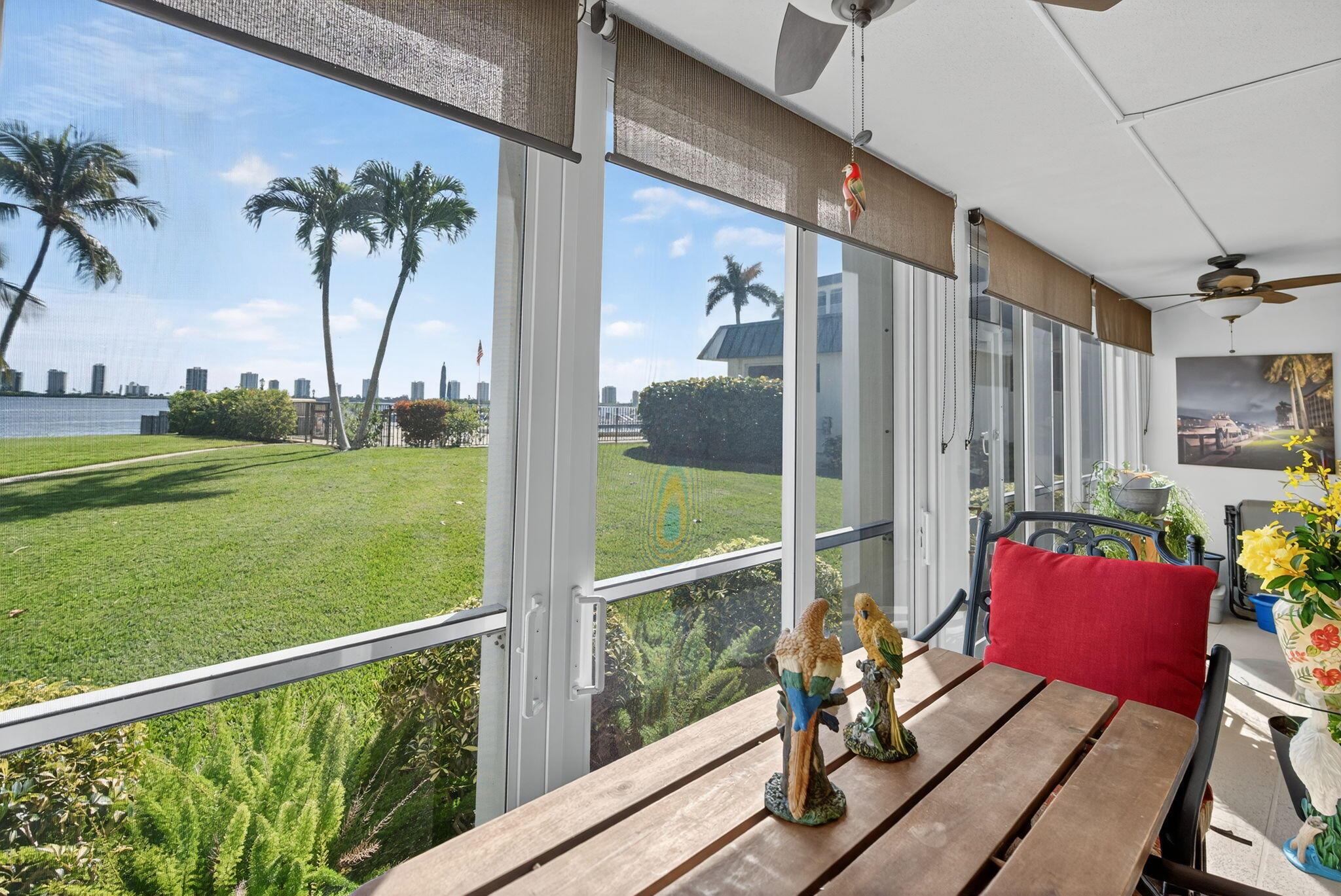 PARADISE HARBOUR CONDO - Residential