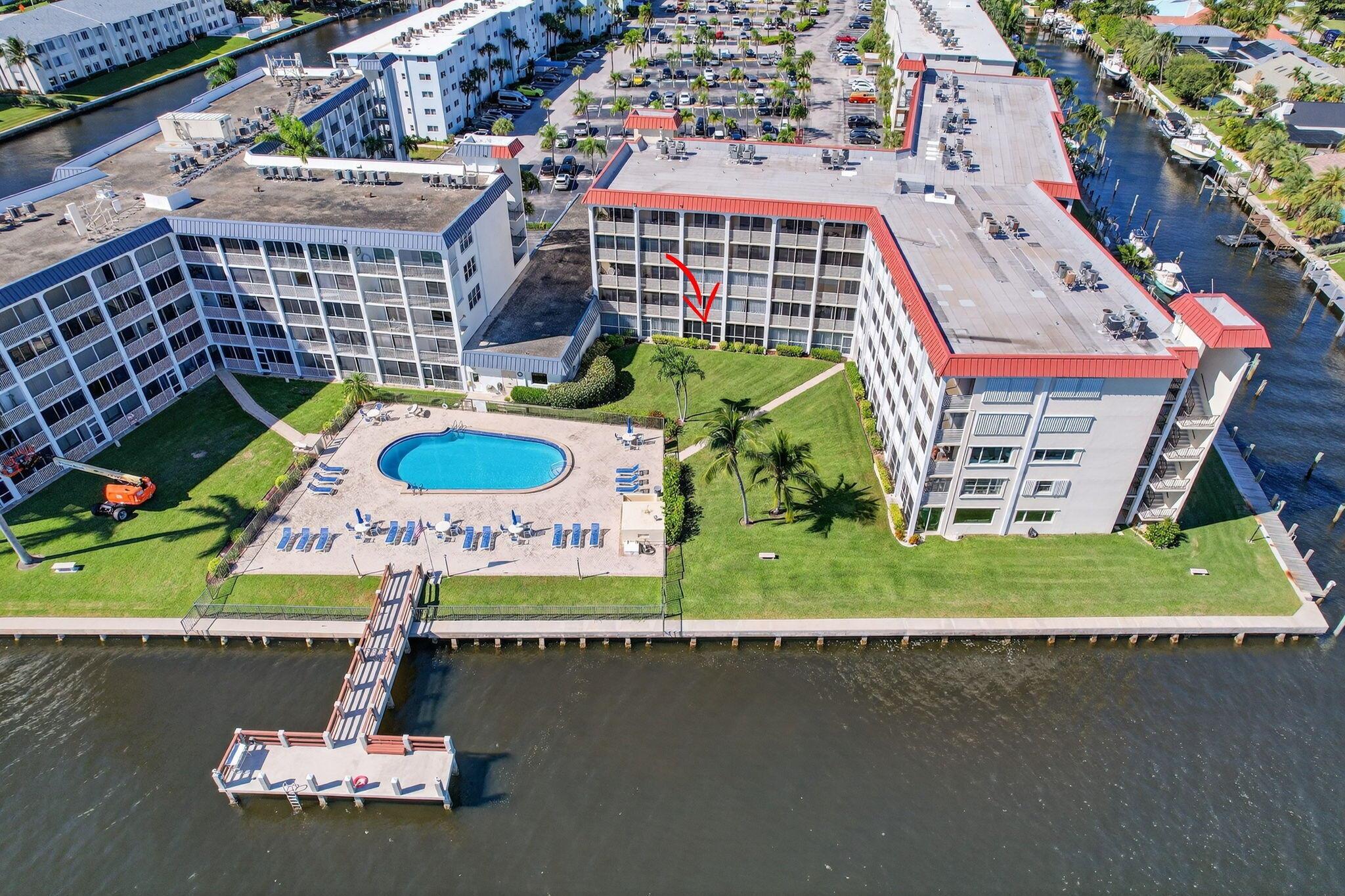 View photos, virtual tours, details... 105 Paradise Harbour Boulevard 102