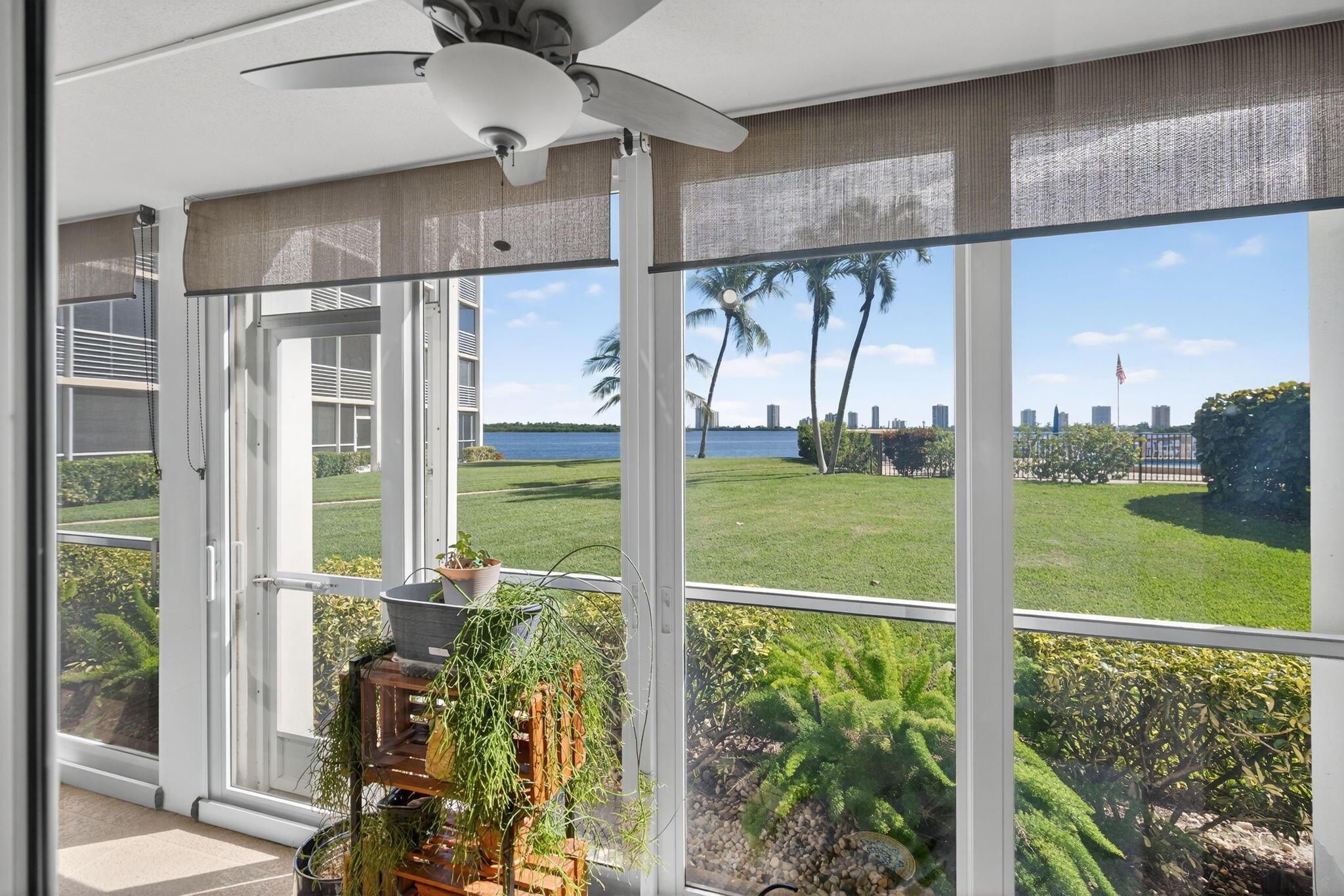 PARADISE HARBOUR CONDO - Residential