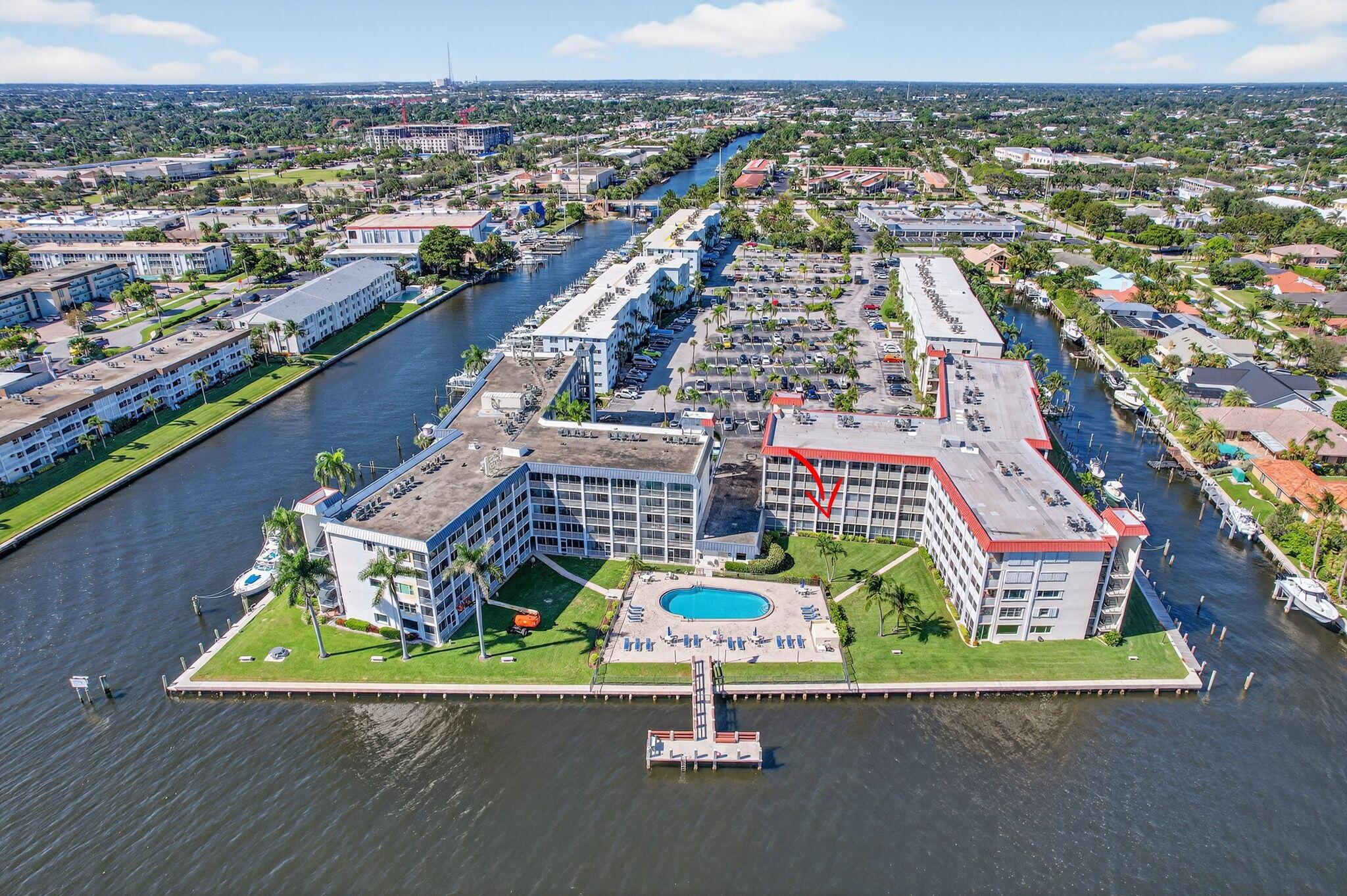 View photos, virtual tours, details... 105 Paradise Harbour Boulevard 102