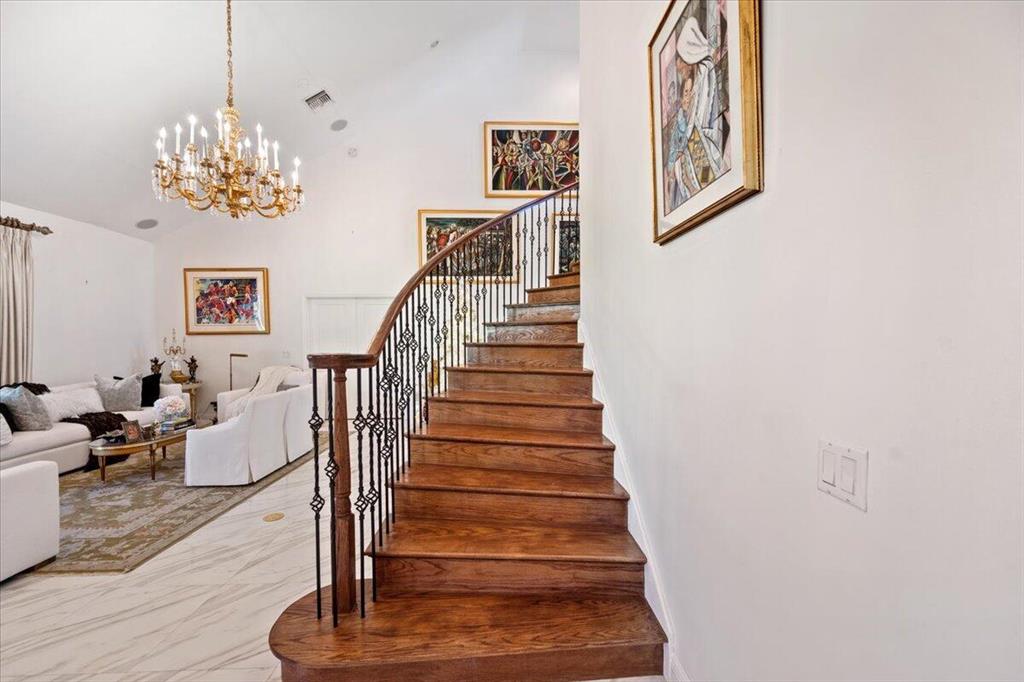 SANTA LUCIA - Residential