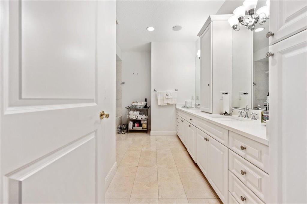 SANTA LUCIA - Residential