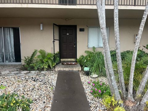 2214 S Cypress Bend Dr 105 Pompano Beach FL 33069