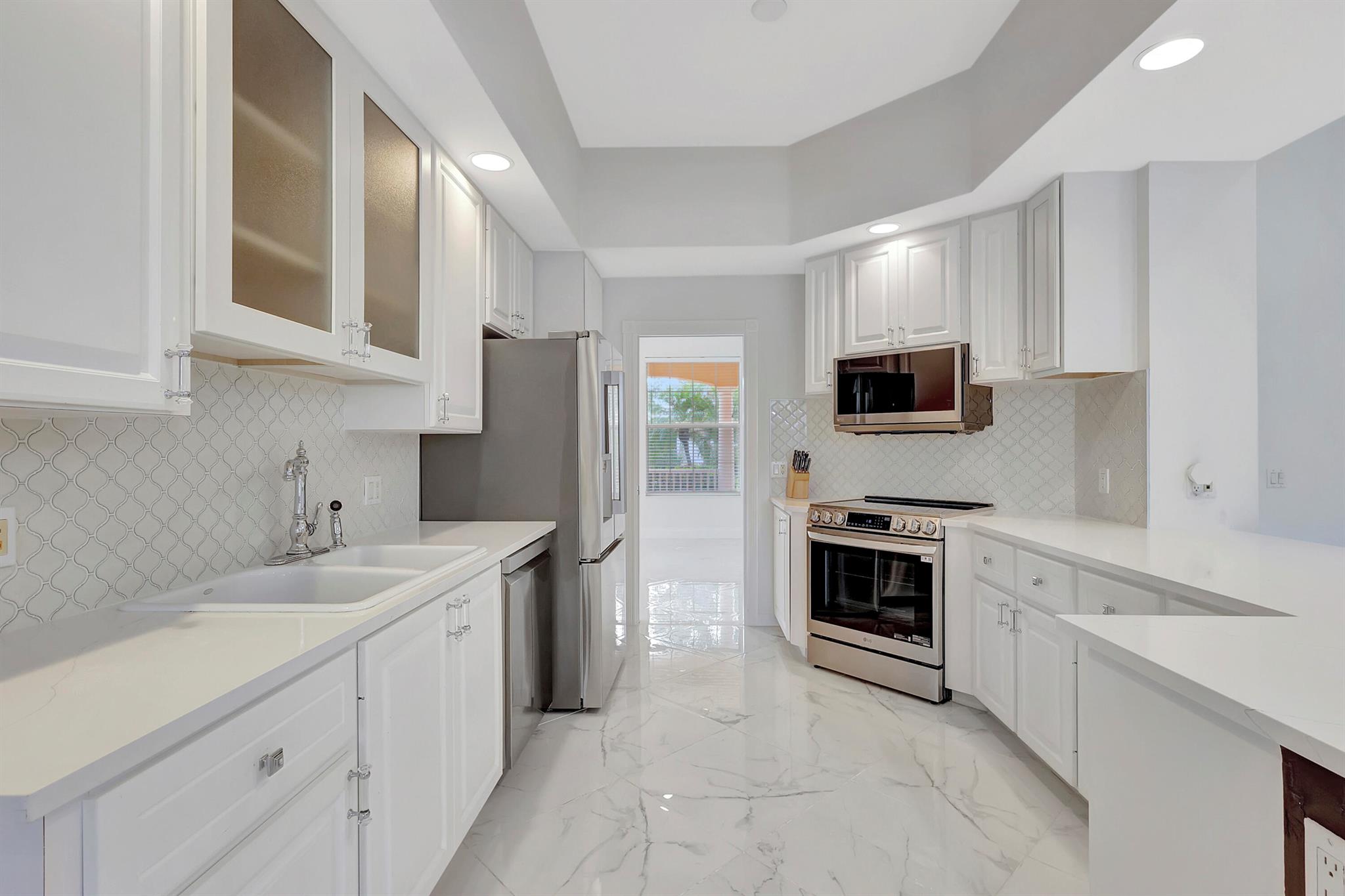 TRADITION PLAT NO 30 - Residential Lease