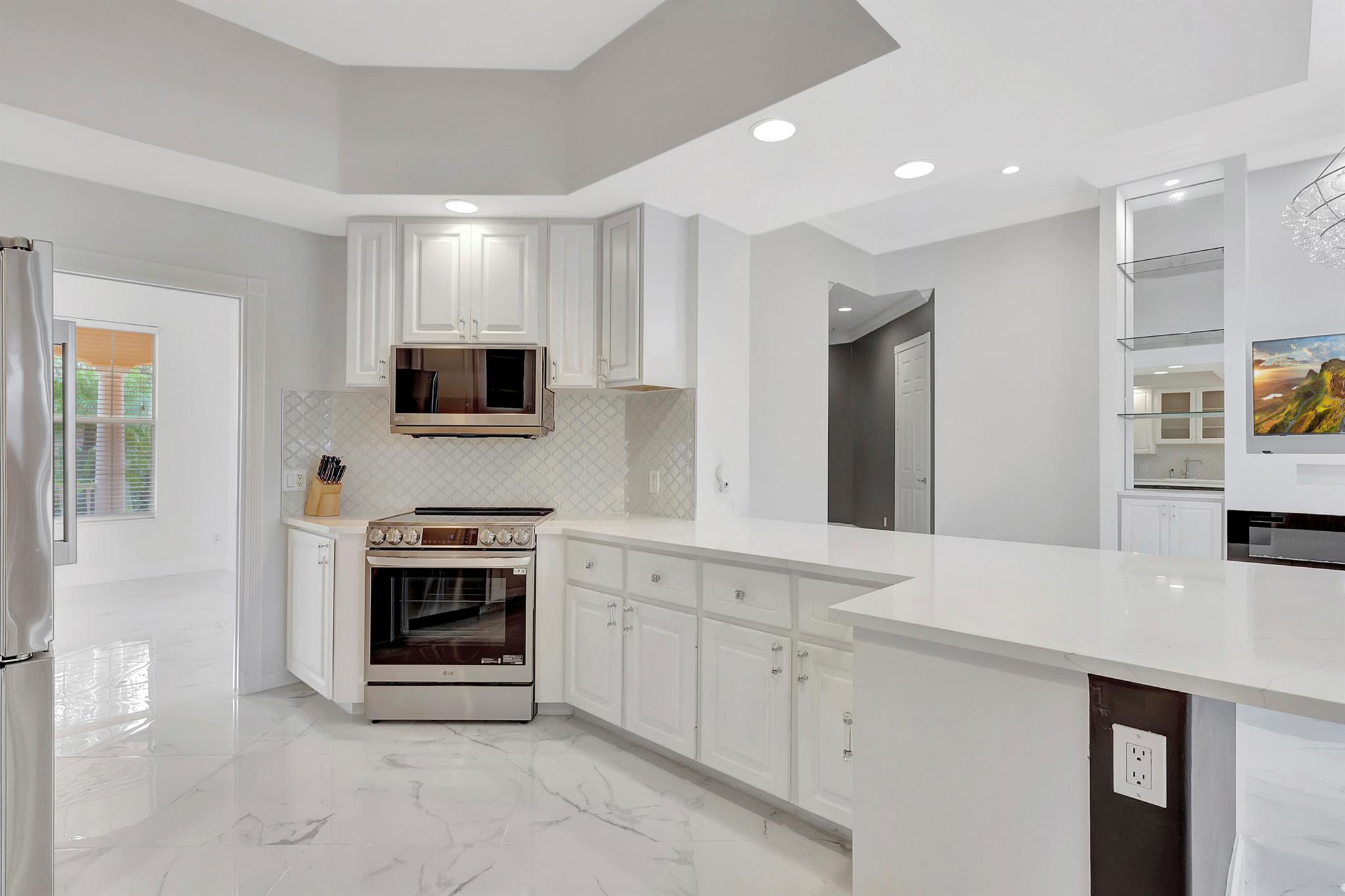 TRADITION PLAT NO 30 - Residential Lease