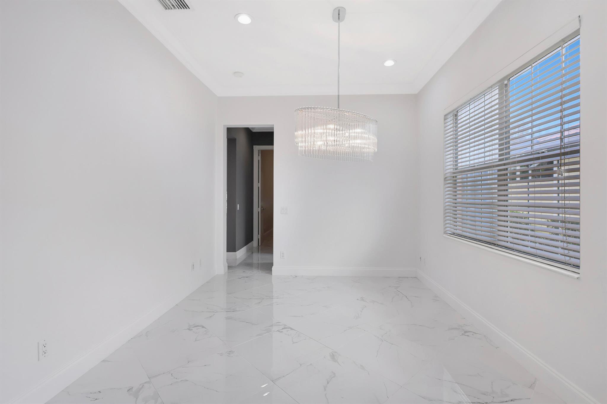 TRADITION PLAT NO 30 - Residential Lease