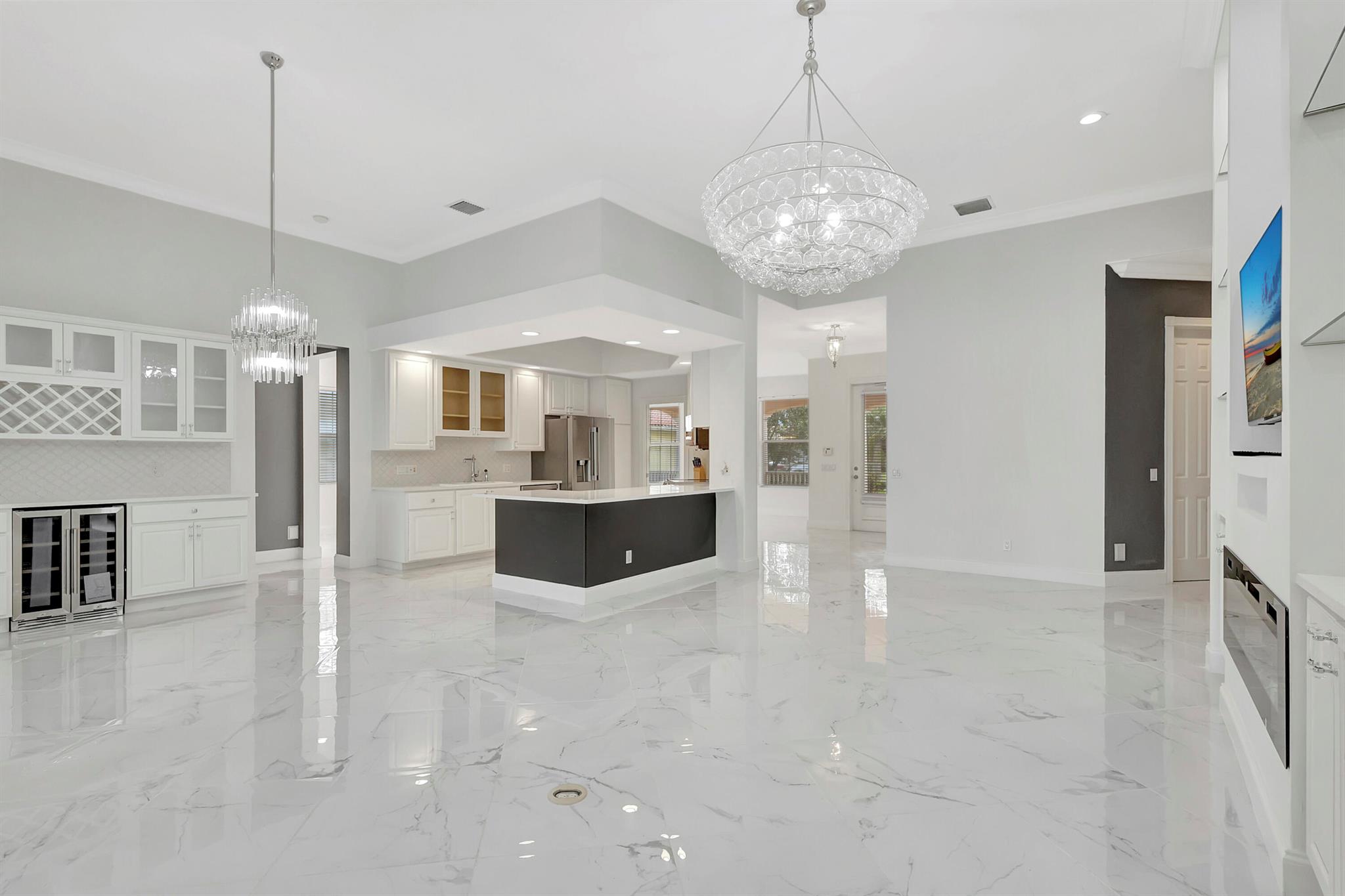 TRADITION PLAT NO 30 - Residential Lease