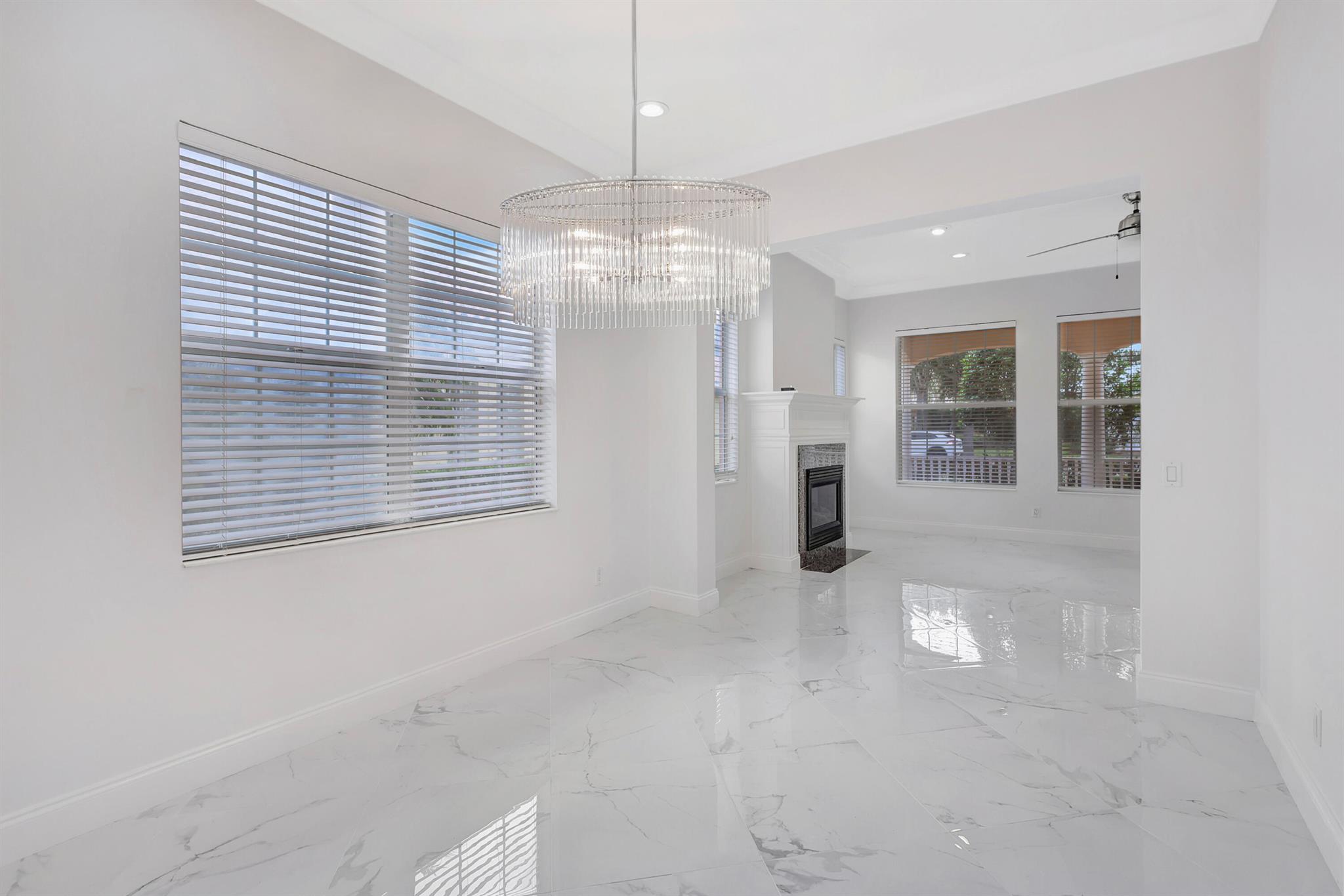 TRADITION PLAT NO 30 - Residential Lease