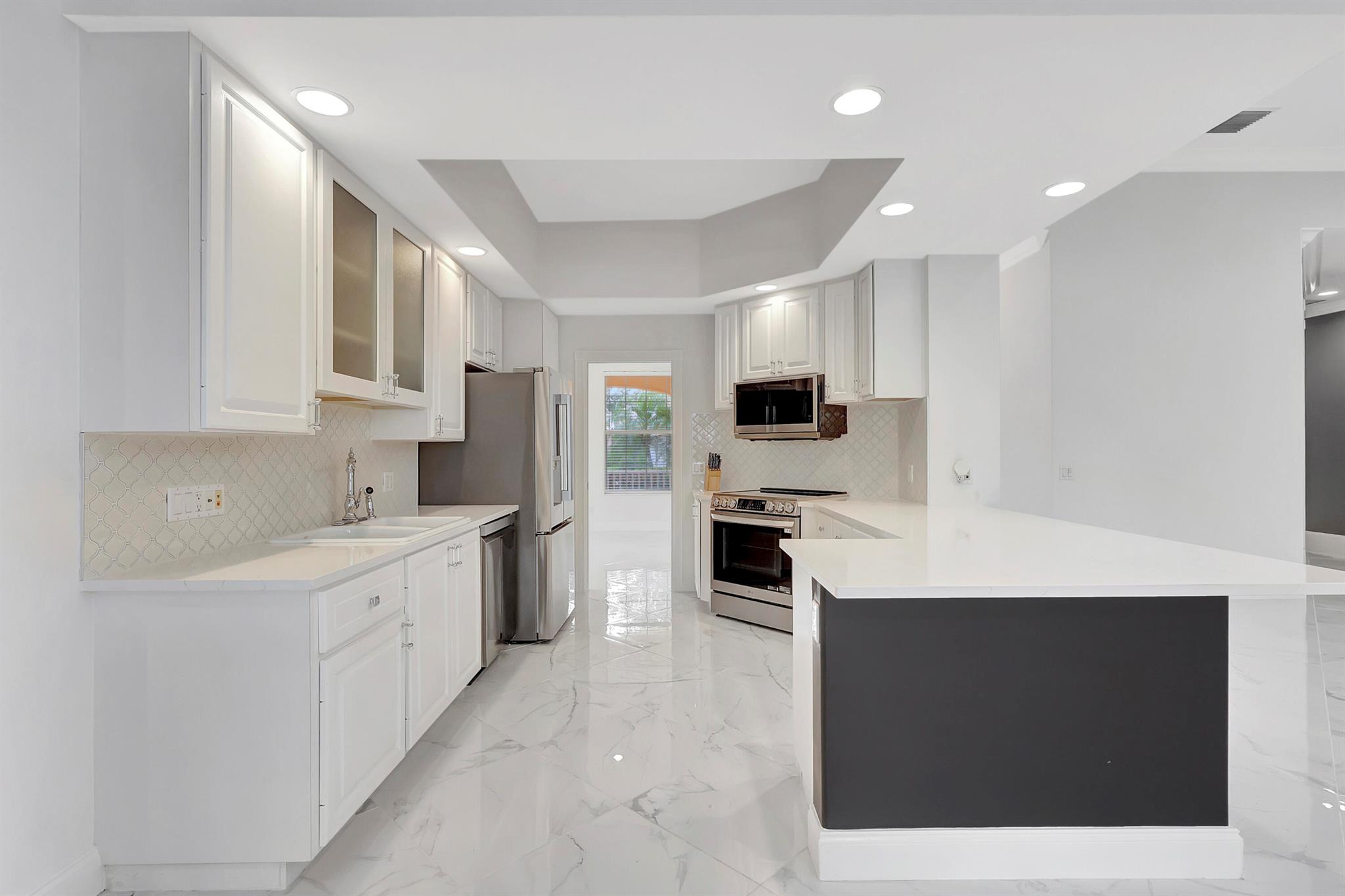 TRADITION PLAT NO 30 - Residential Lease