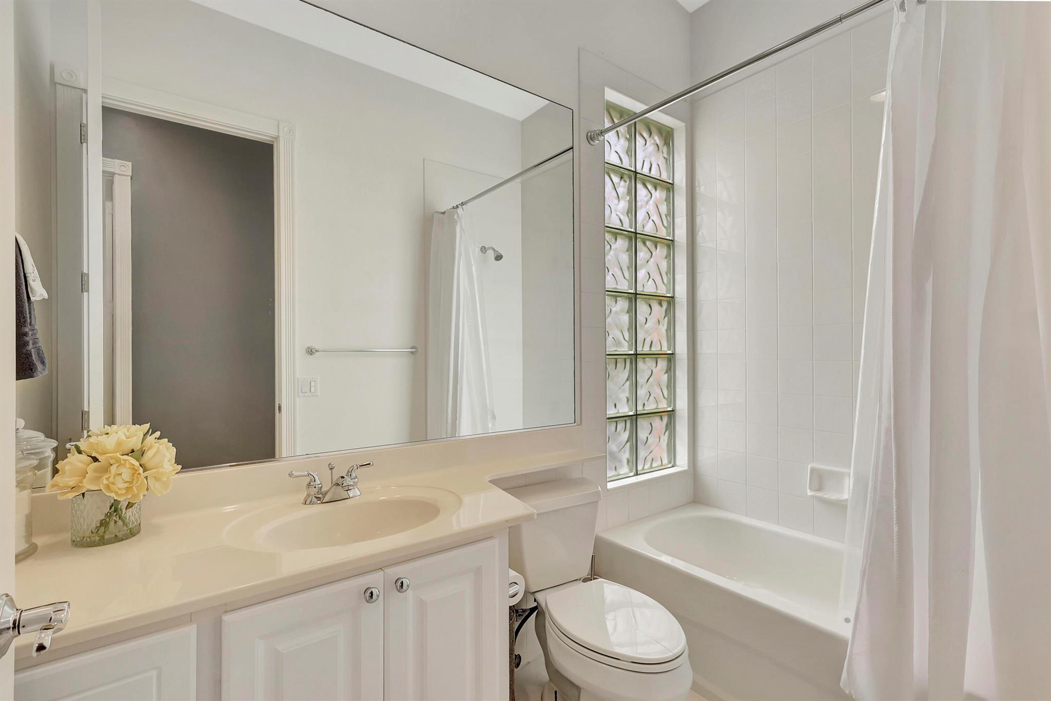 TRADITION PLAT NO 30 - Residential Lease