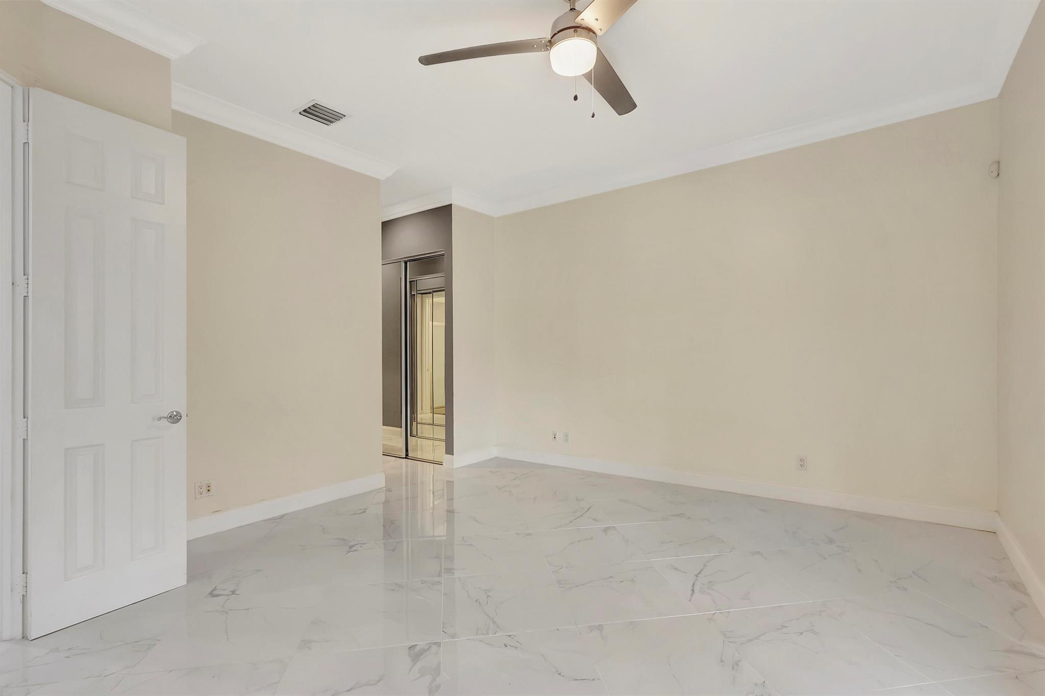 TRADITION PLAT NO 30 - Residential Lease