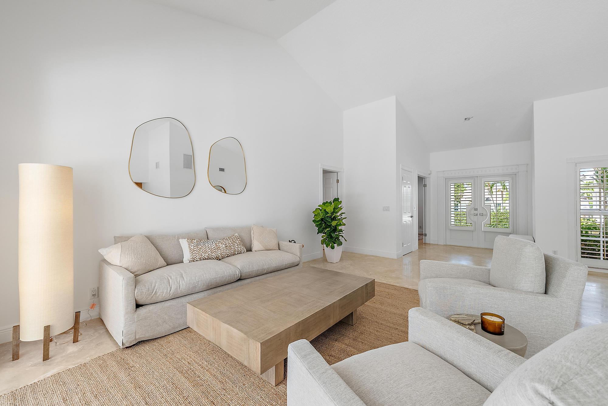 JUPITER INLET BEACH COLON - Residential Lease