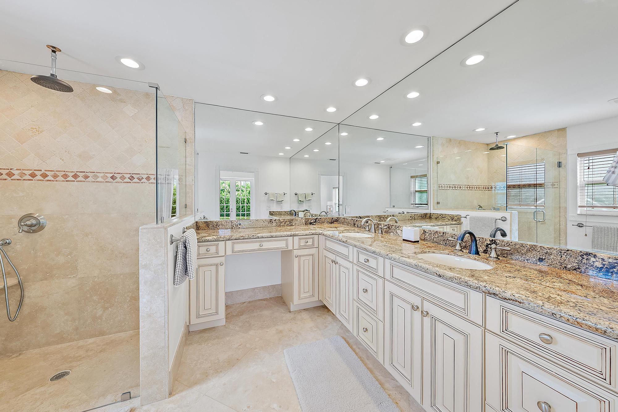 JUPITER INLET BEACH COLON - Residential Lease