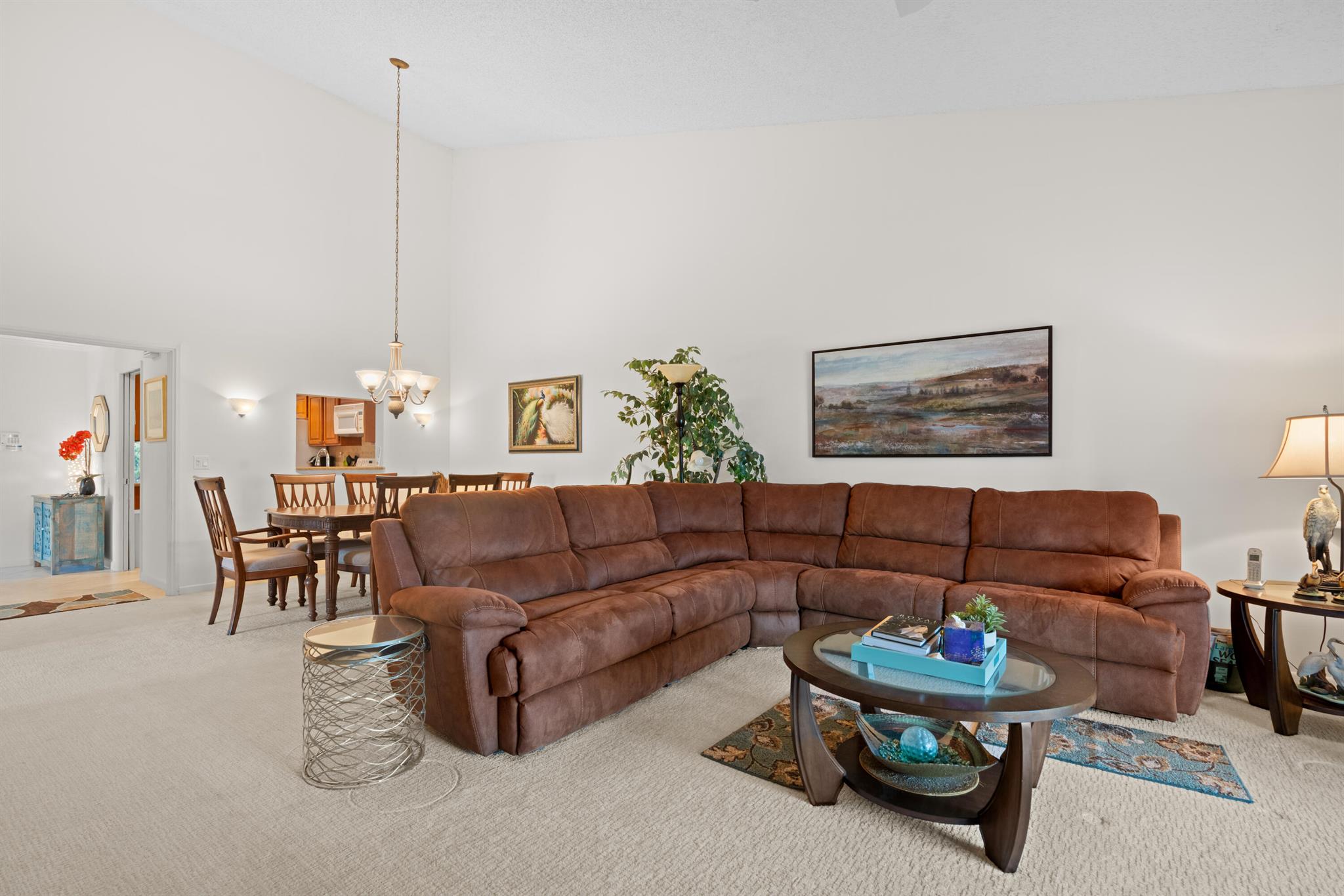 CANARY PALM CLUB - Residential