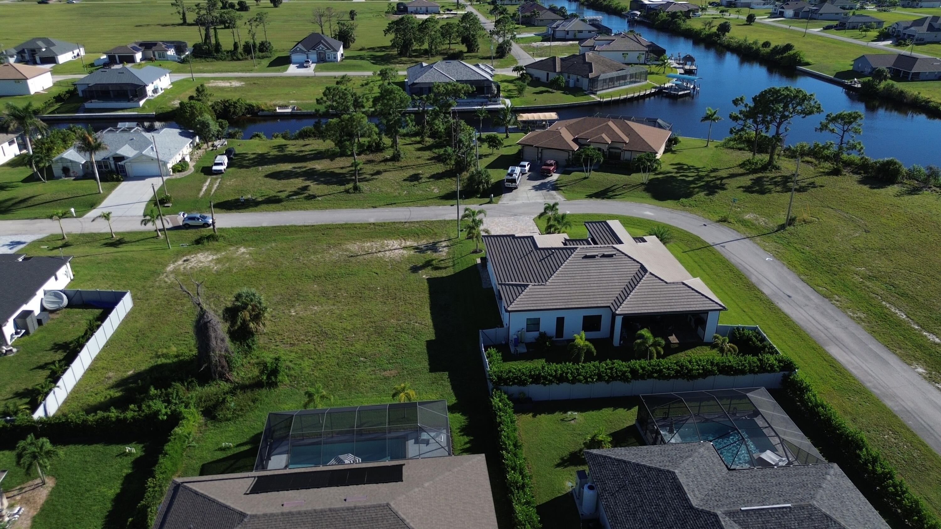 3437 NW 18th Street