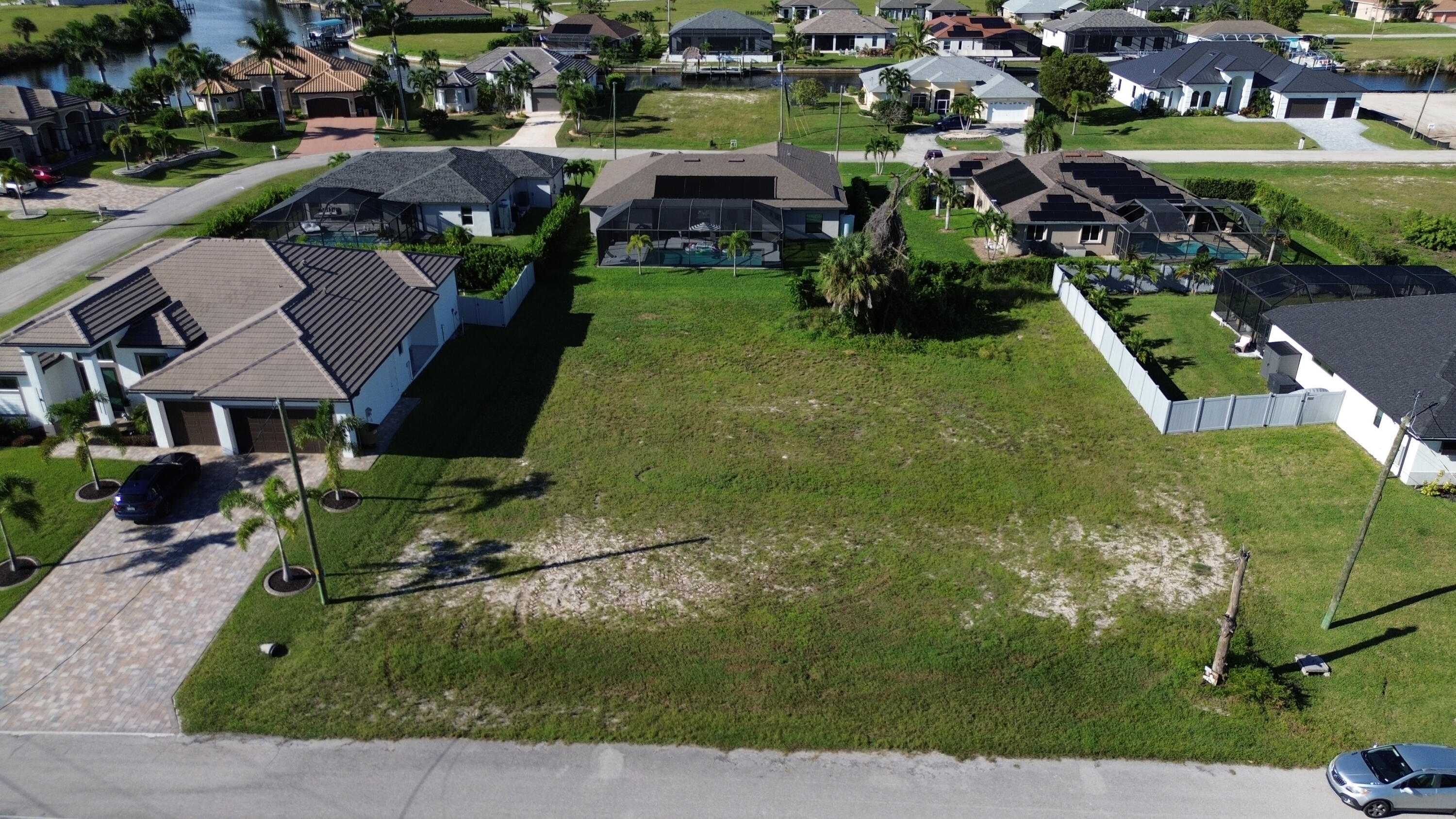 3437 NW 18th Street