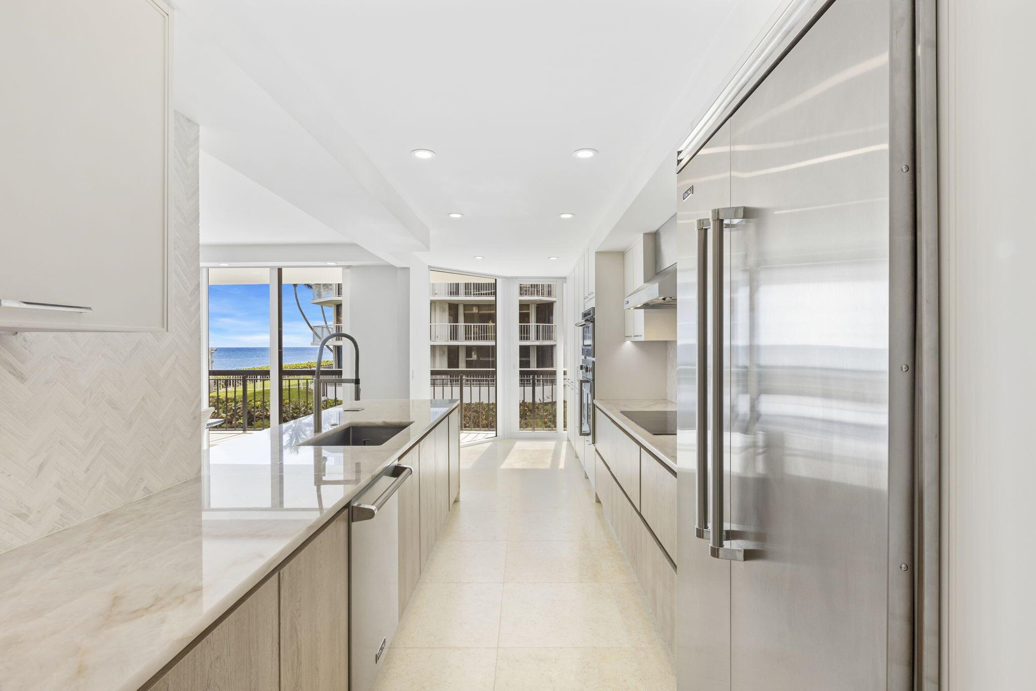 CARLTON PLACE CONDO - Residential