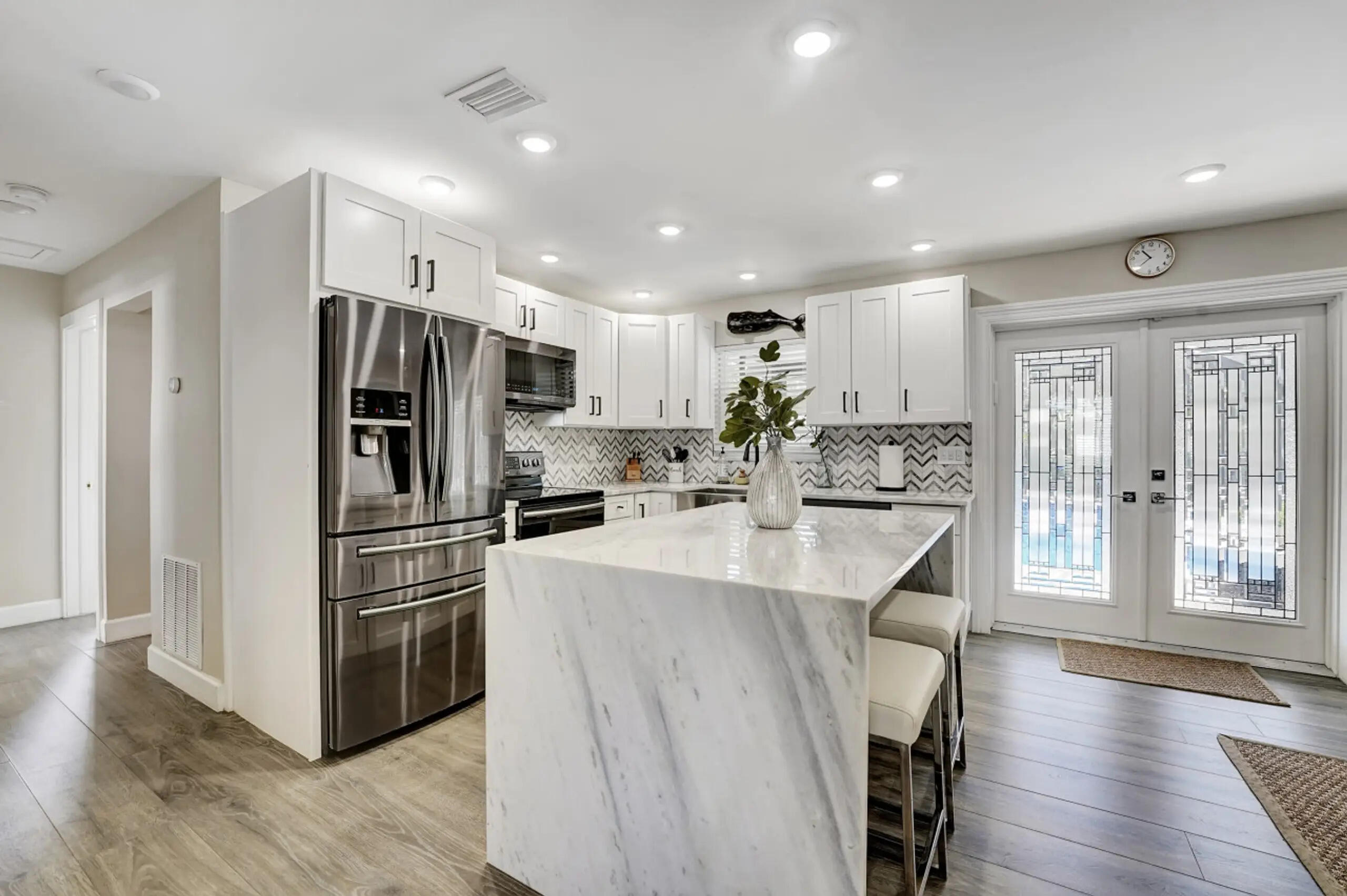 UNIVERSITY GARDENS - Residential