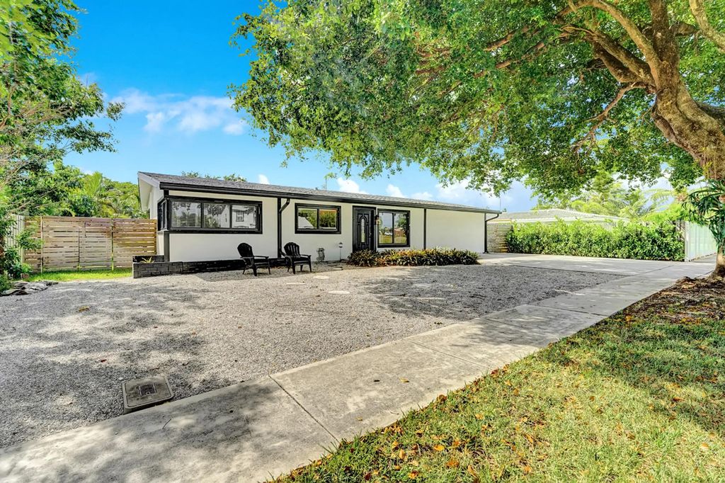 Photo of 4682 NW 3rd Avenue, Boca Raton, FL 33431 (MLS # R11164760)