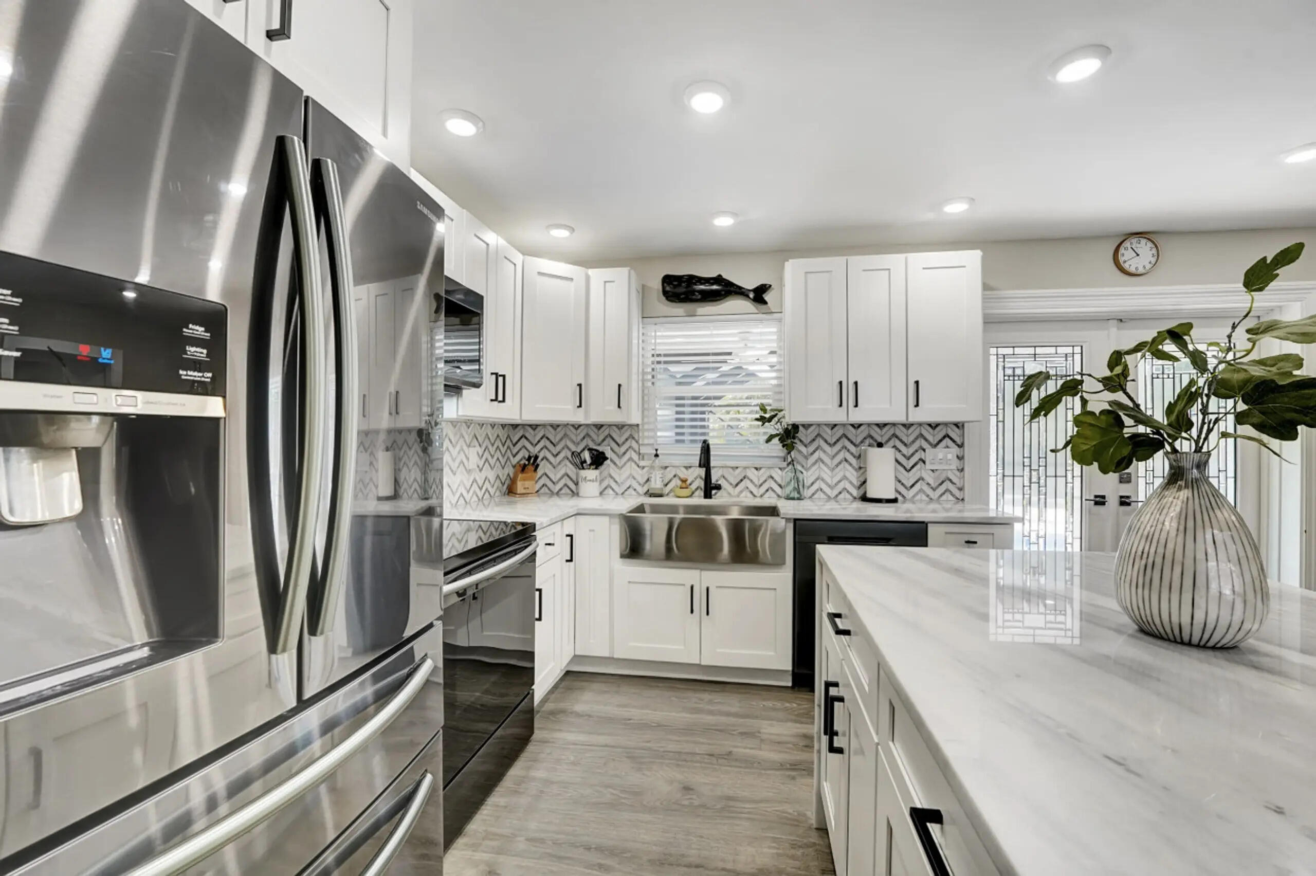 UNIVERSITY GARDENS - Residential