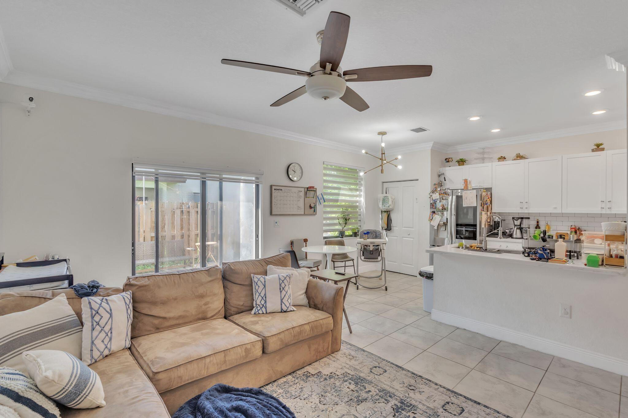 VIA VENTURA NEIGHBORHOOD 2 - Residential