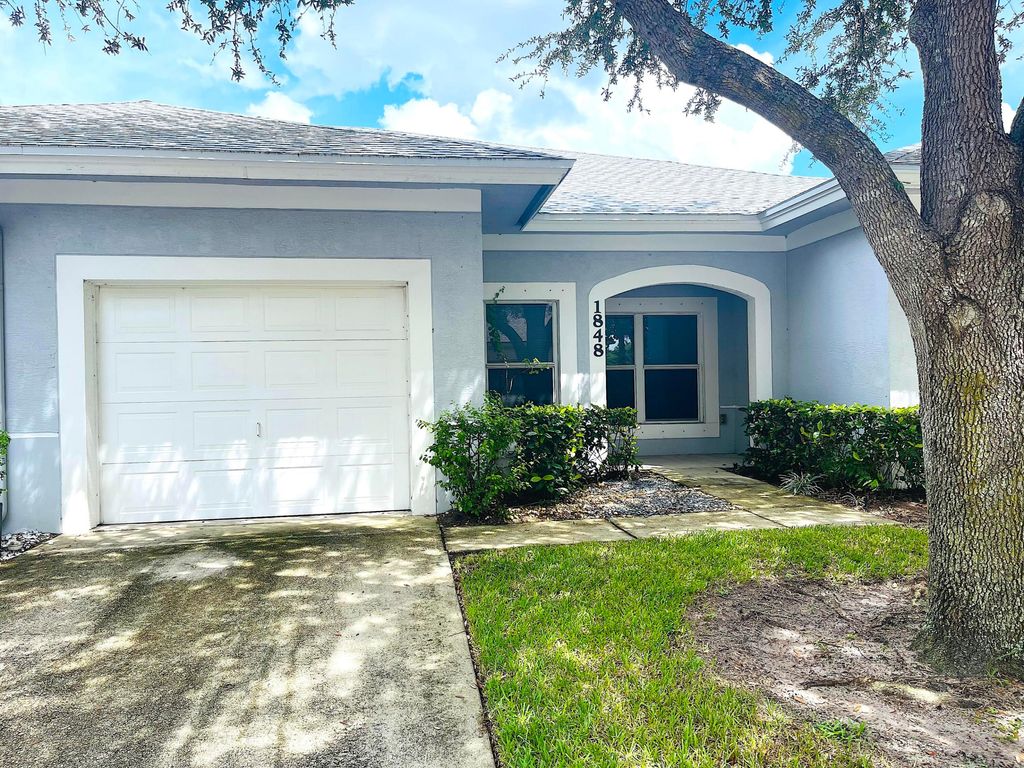 Photo of 1848 S Dovetail Drive #2, Fort Pierce, FL 34982 (MLS # R11021279)