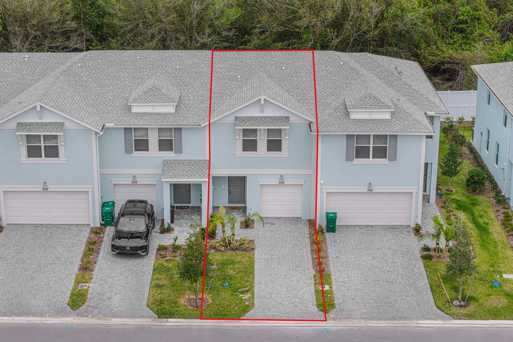 Photo of 398 Salisbury Circle, Fort Pierce, FL 34982 (MLS # R11038985)
