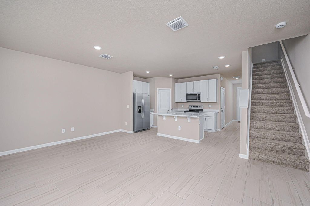 Photo of 398 Salisbury Circle, Fort Pierce, FL 34982 (MLS # R11038985)