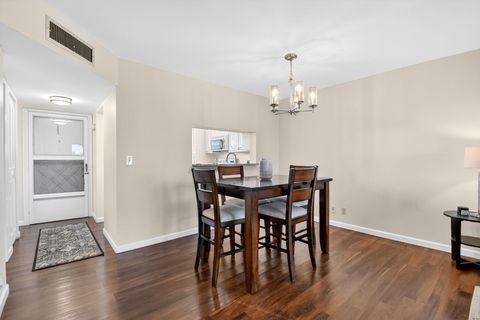 Tiny photo for 3661 Via Poinciana #410, Lake Worth, FL 33467 (MLS # R11161327)