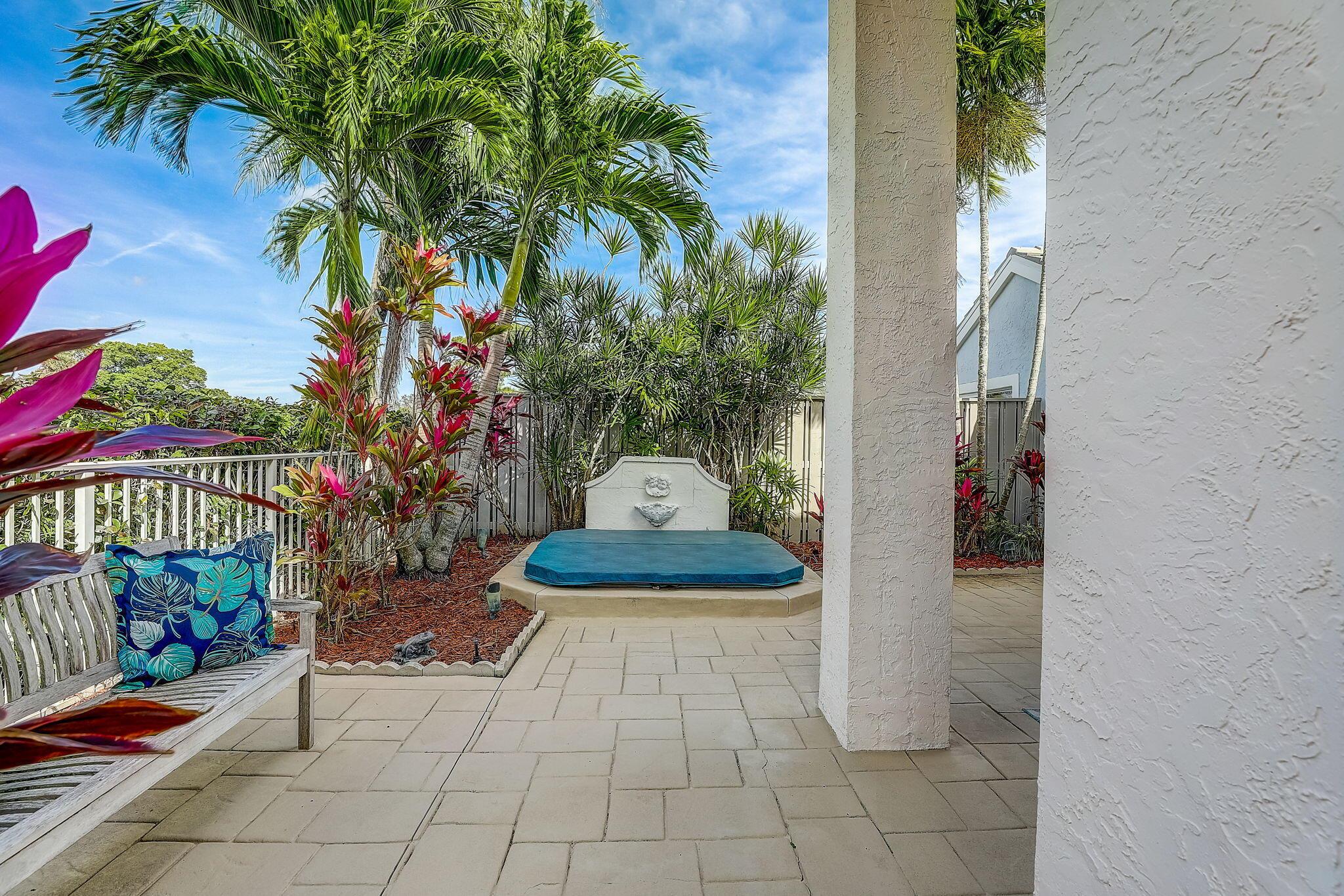 BRISTOL CLUB AT PGA NATL - Residential