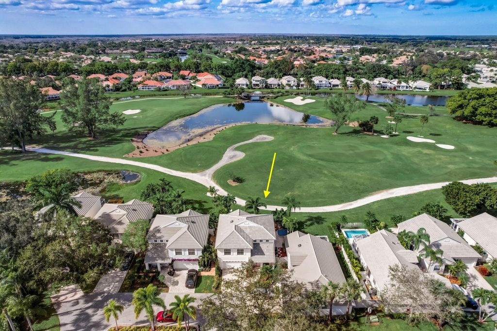 Photo of 35 Admirals Court, Palm Beach Gardens, FL 33418 (MLS # R10956573)