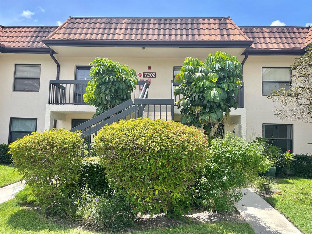Photo of 7202 Golf Colony Court #204, Lake Worth, FL 33467 (MLS # R10913503)
