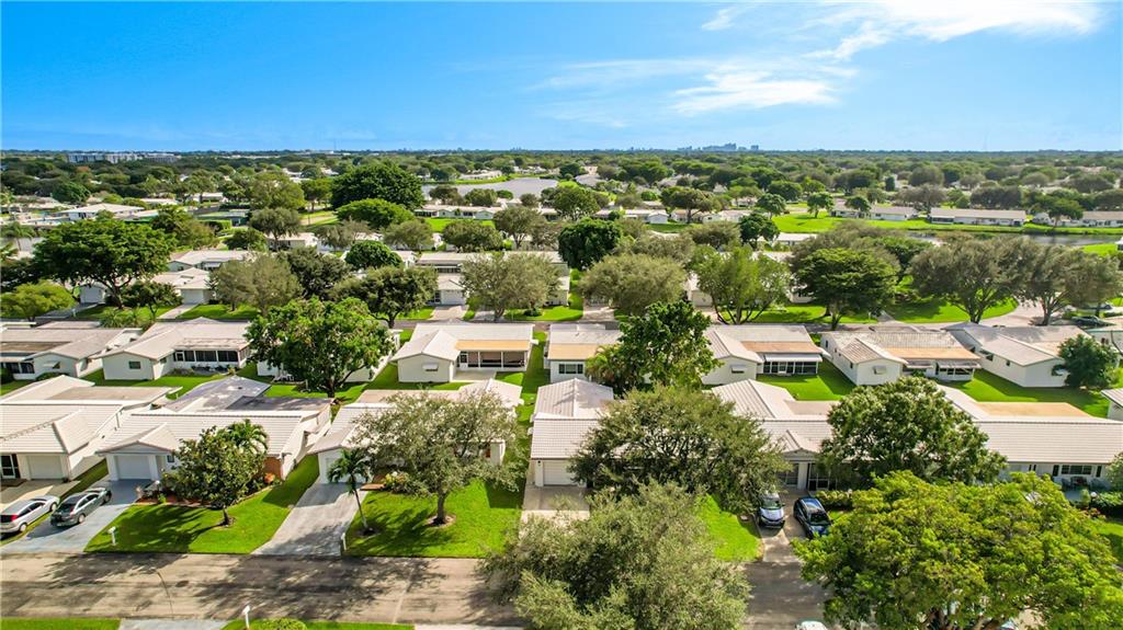 Lauderdale West 3 Sec 83- - Residential