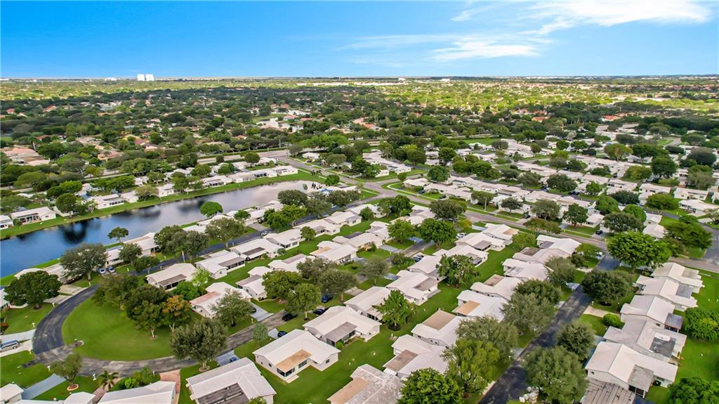 Lauderdale West 3 Sec 83- - Residential