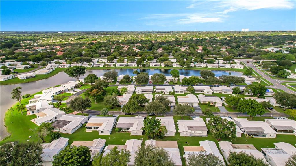 Lauderdale West 3 Sec 83- - Residential