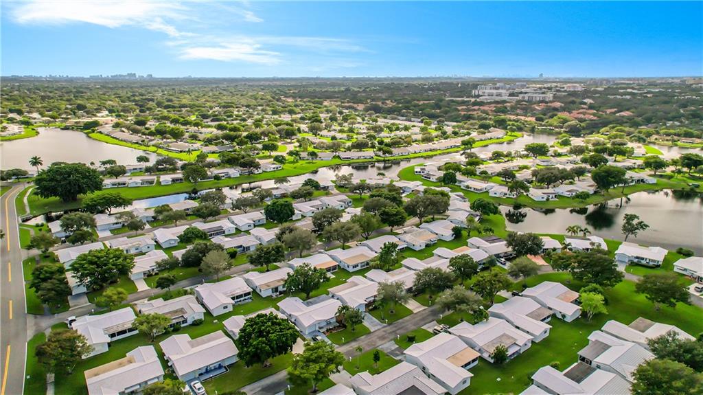 Lauderdale West 3 Sec 83- - Residential