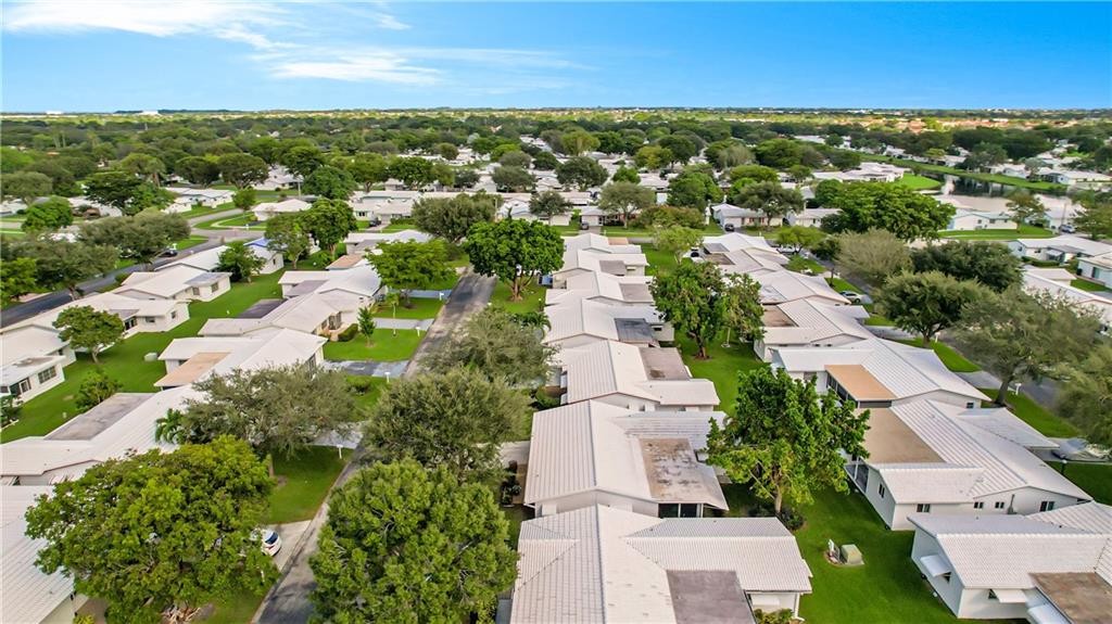 Lauderdale West 3 Sec 83- - Residential