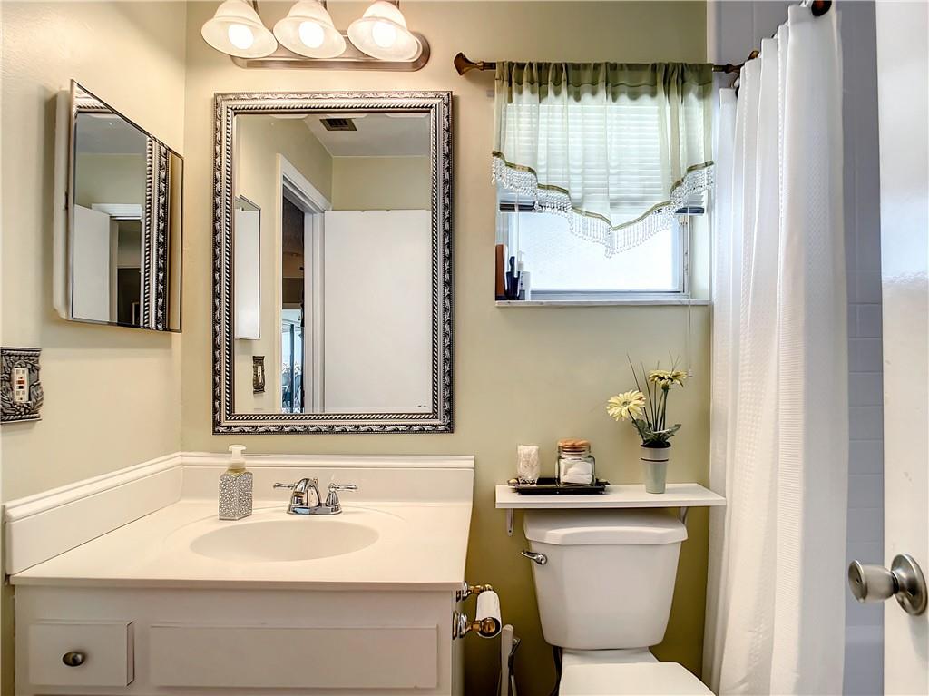 Lauderdale West 3 Sec 83- - Residential