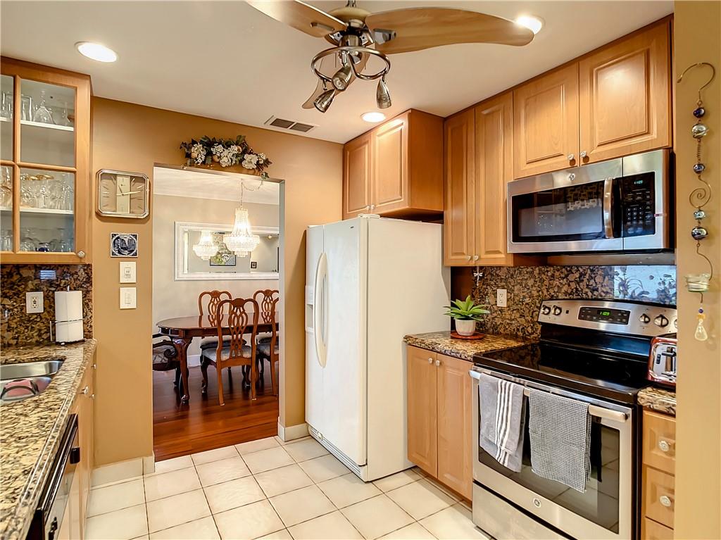 Lauderdale West 3 Sec 83- - Residential