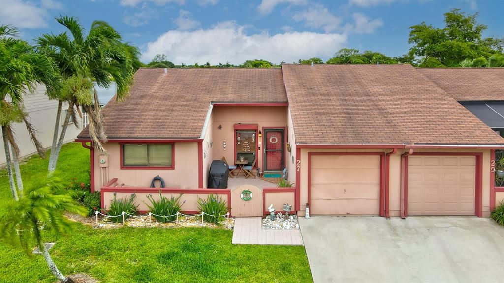 Photo of 27 Walcott Drive, Boynton Beach, FL 33426 (MLS # R10726675)