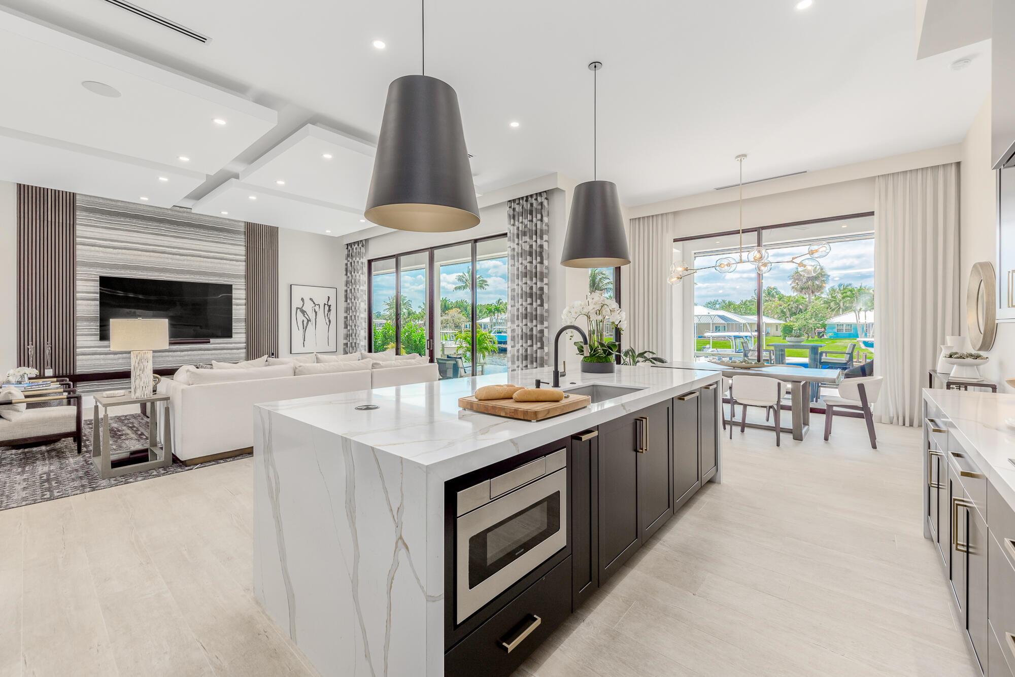 YACHT & COUNTRY CLUB OF S - Residential