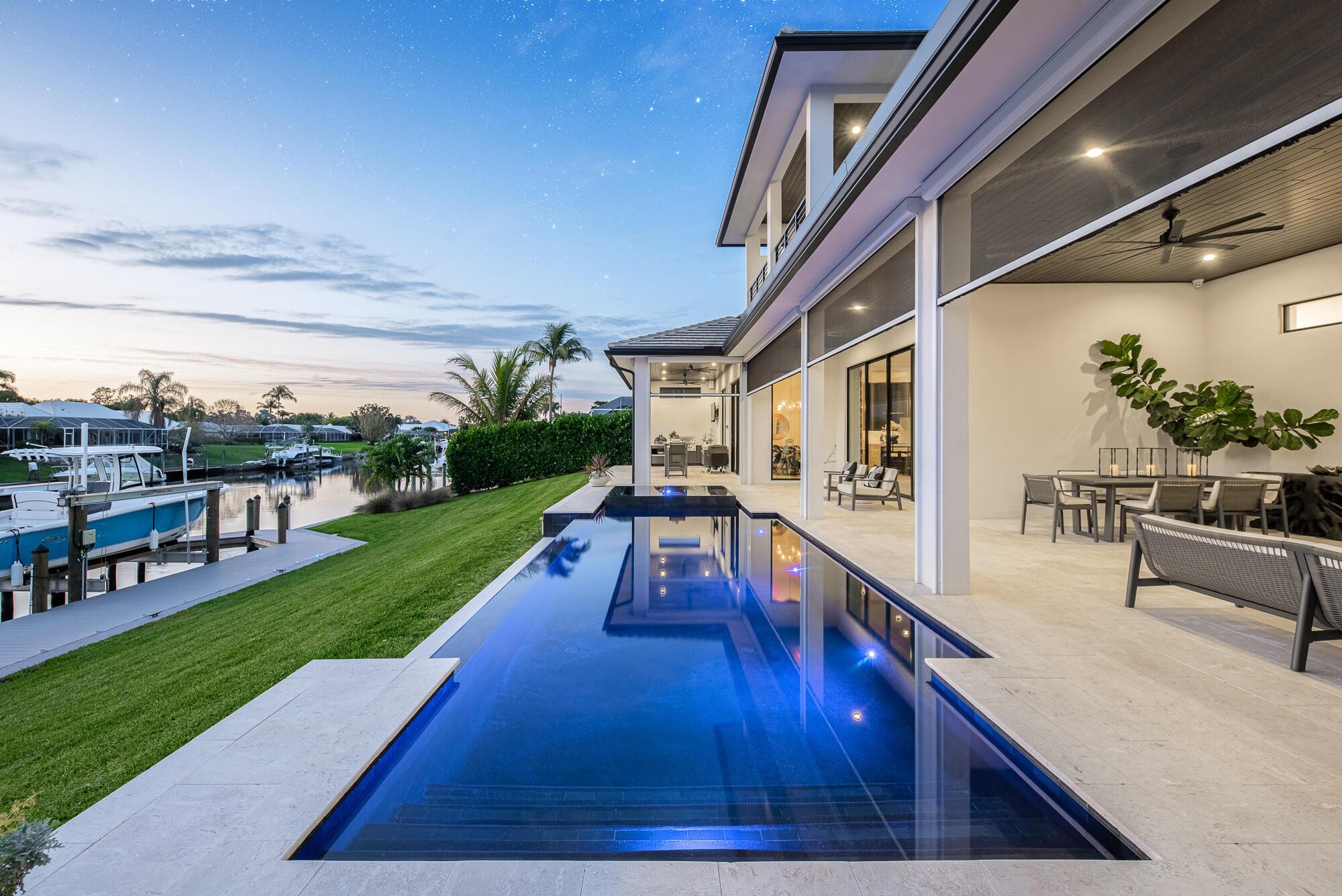 YACHT & COUNTRY CLUB OF S - Residential